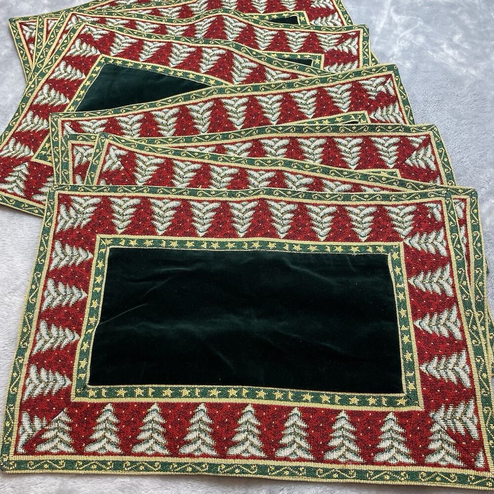 8 Luxurious Christmas Velveteen Placemats Tapestry Trim‎ Trees Holiday Party